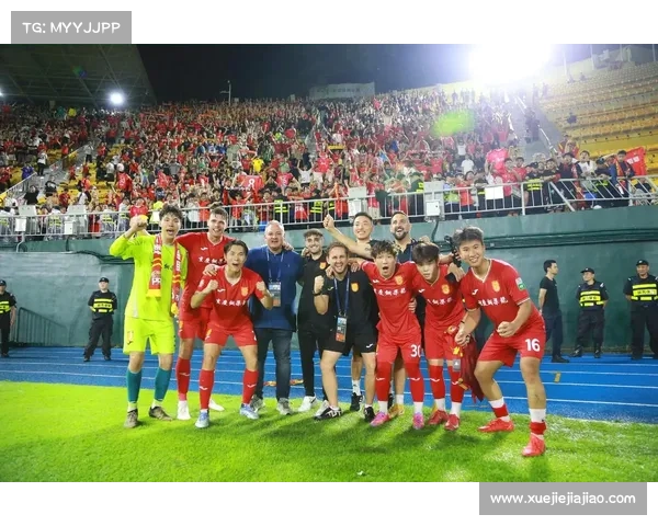 2025年足球转会窗口开放时间及各大俱乐部引援策略分析